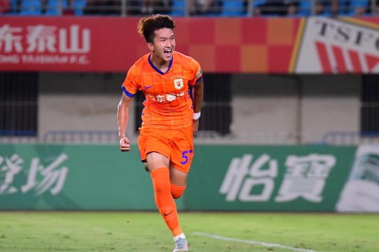 华体会官方网站-德转：王昊斌被泰山外租至广州豹，租借费2万欧