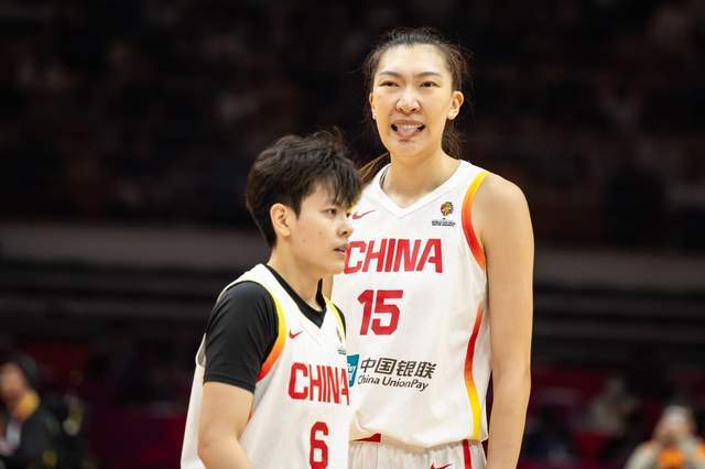 华体会官网-叫板宫鲁鸣？前女篮队长真敢说，不满长期封闭集训，调侃没有生活